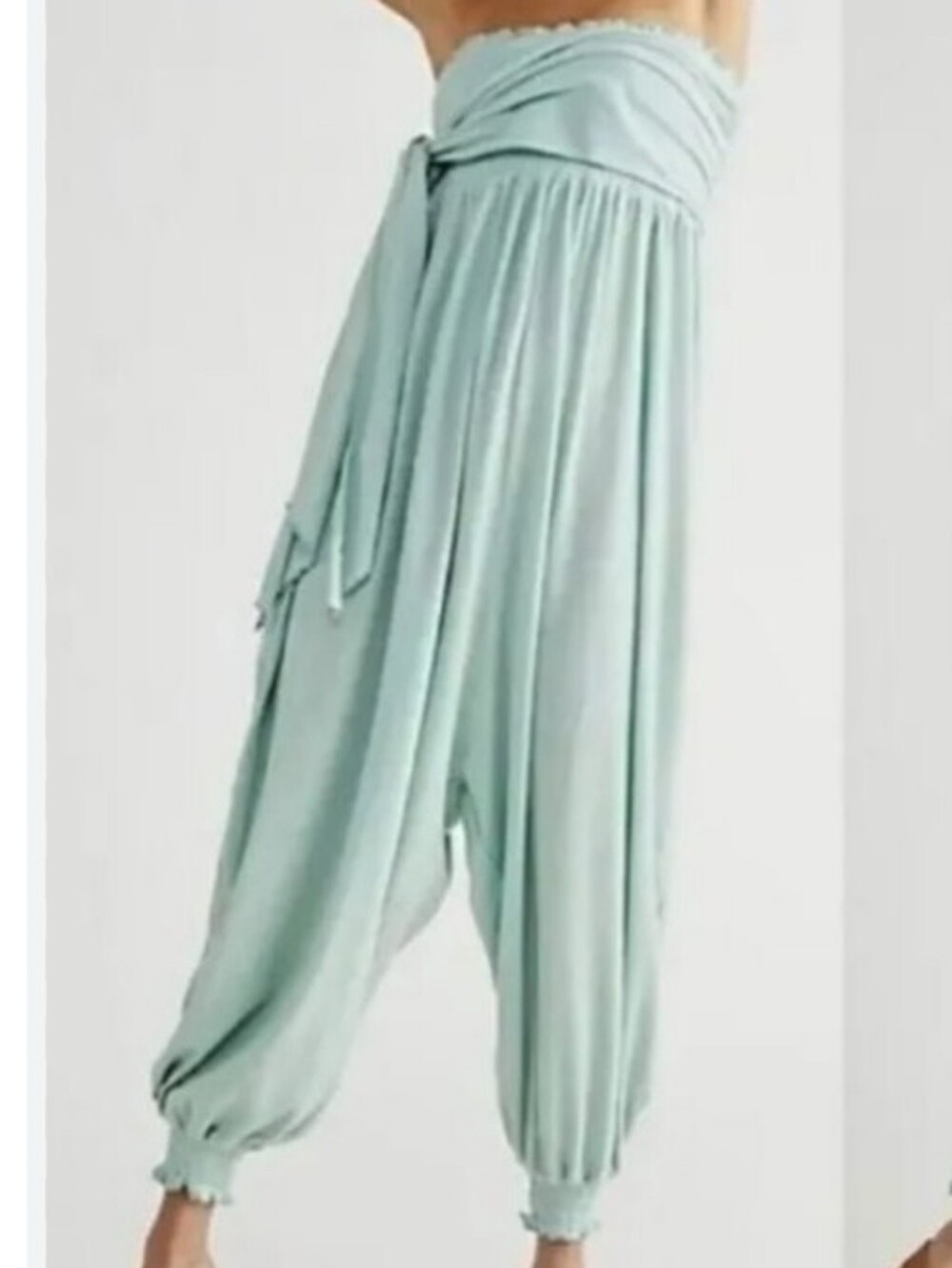 Free People Smocked Harem Convertible Jumpsuit in a sage☘️ XS NWOT 💚